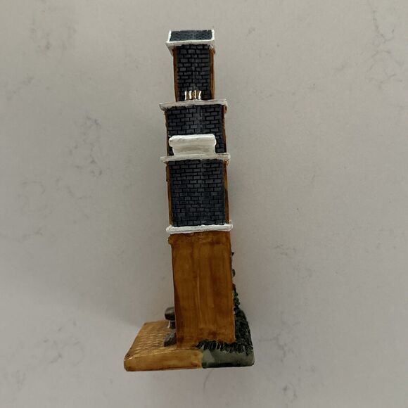 K’s Collection Figurine For Miniature Village - Picture 8 of 11